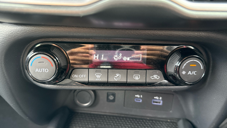 Nissan Juke 1.6 Hybrid N-Connecta 5dr Auto Hybrid Hatchback